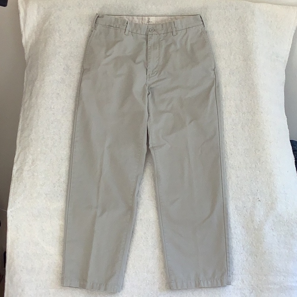 GAP Khakis Men’s 36x32 tan